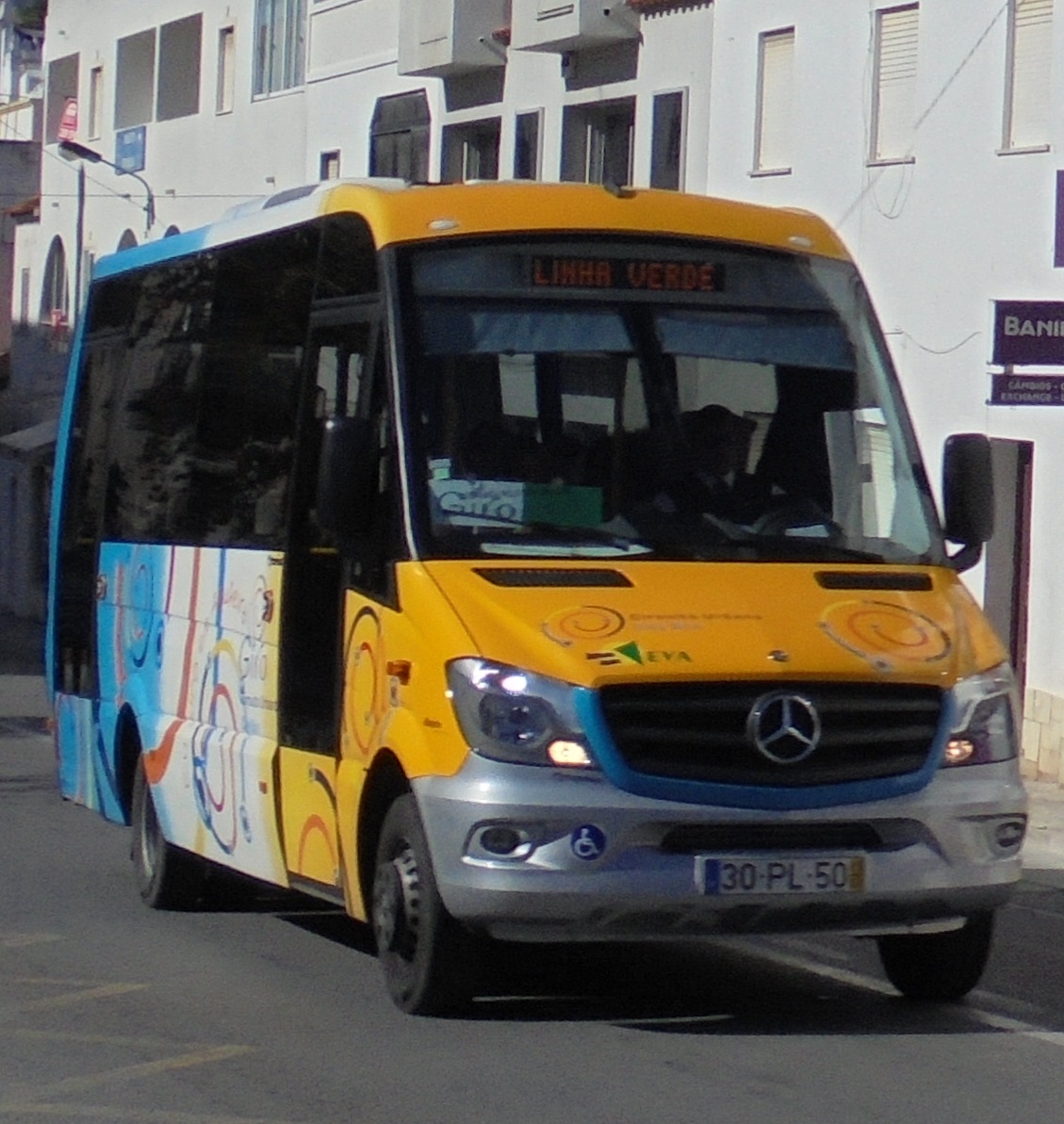new_Giro_minibus