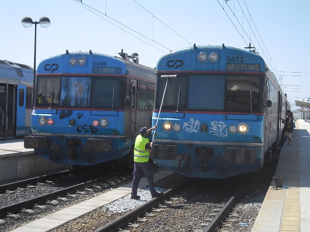 trains at
                    Faro